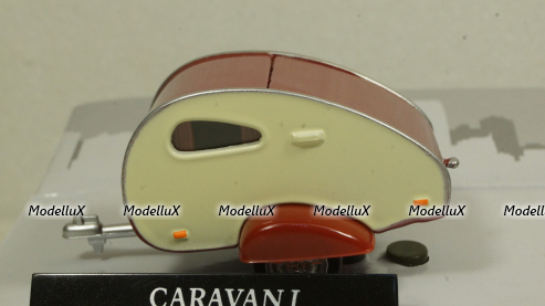 Caravan I burgundy / creamy white, Cararama 1:43