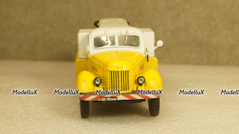 Москвич-427 А4, фестиваль,Тантал/Радон 1:43