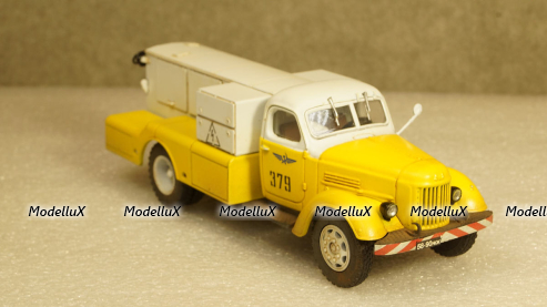 Москвич-427 А4, фестиваль,Тантал/Радон 1:43