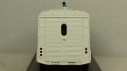 Citroen Type H 1967 U.S. Army Ambulance, CLC211, IXO 1:43