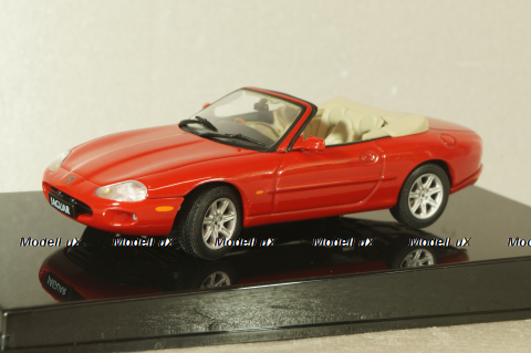 Jaguar XK8 Cabriolet (X100) 1996, red, 53502, Auto Art 1:43