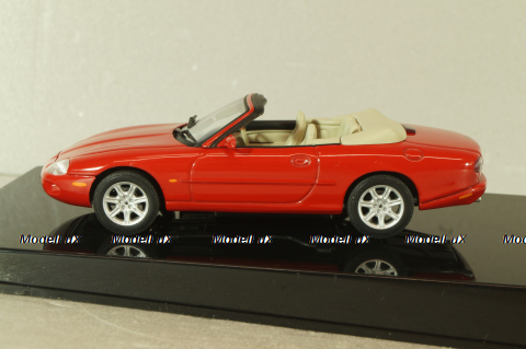 Jaguar XK8 Cabriolet (X100) 1996, red, 53502, Auto Art 1:43