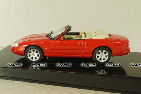 Jaguar XK8 Cabriolet (X100) 1996, red, 53502, Auto Art 1:43
