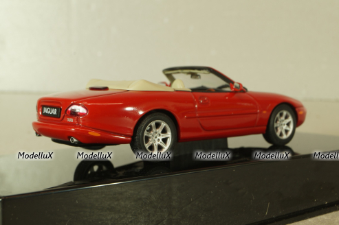 Jaguar XK8 Cabriolet (X100) 1996, red, 53502, Auto Art 1:43