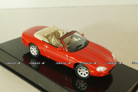 Jaguar XK8 Cabriolet (X100) 1996, red, 53502, Auto Art 1:43