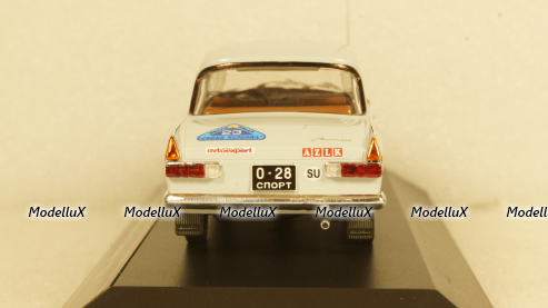 Москвич-412 из к/ф "Гонщики" 1972г.,TruckTyr 1:43