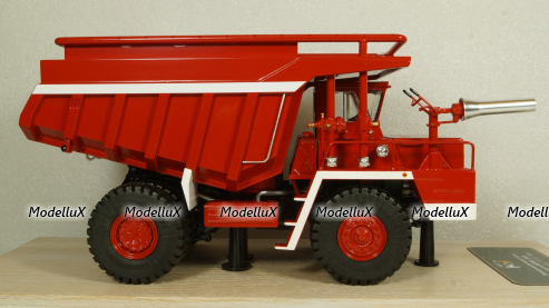 Белаз-540А Пожарная автоцистерна Днепропетровск, УССР, 1980г., TruckTyr 1:43