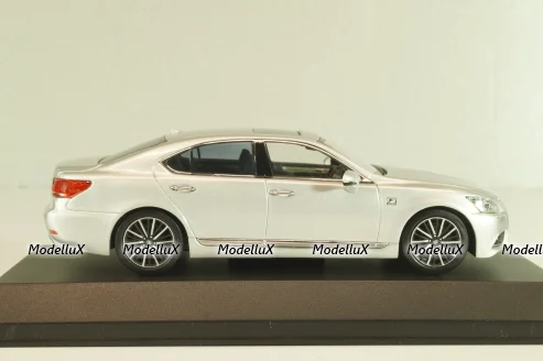 Lexus LS460 F Sport 2015 Silver, 03659S, Kyosho 1:43