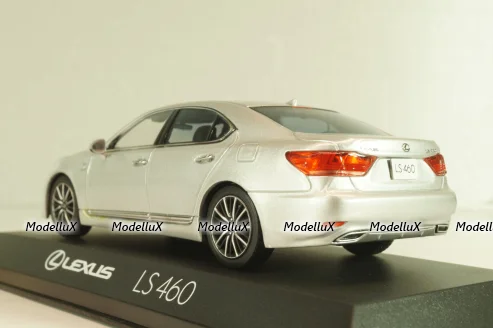 Lexus LS460 F Sport 2015 Silver, 03659S, Kyosho 1:43