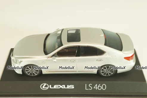 Lexus LS460 F Sport 2015 Silver, 03659S, Kyosho 1:43