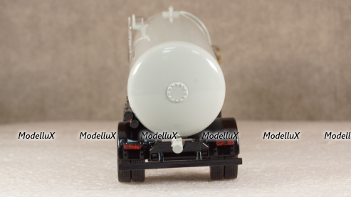 МАЗ 5337 1978г. с п/прицепом цементовоз ТЦ-15 , Viko models 1:43