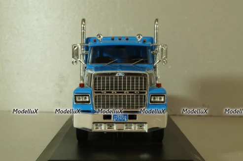 Ford LTL-9000 tractor 1978, blue with black strips, TR023, IXO 1:43