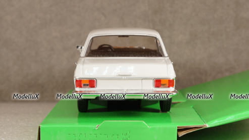 Mercedes 220 (W115) 1968 Cream, WEL24091, Welly 1:24
