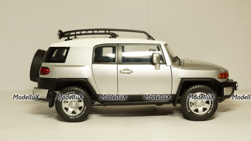Suzuki Samurai Off-road, yellow, TruckTyr 1:43