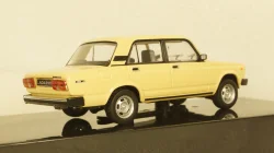 ВАЗ 2105 Лада beige 1981, CLC375N, IXO 1:43
