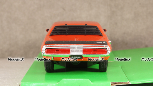 Dodge Challenger T/A dark orange/matt-black, 24029, Welly 1:24