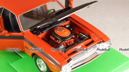 Dodge Challenger T/A dark orange/matt-black, 24029, Welly 1:24