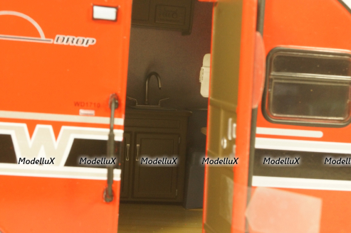 Прицеп Winnebago 1710 Winnie Drop Roulotte 2016, 18450B, Greenlight 1:24