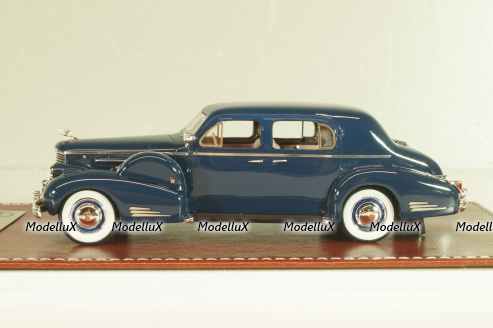 Cadillac V16 Series 90 town sedan 1938, dark blue, GIM004A, GIM 1:43