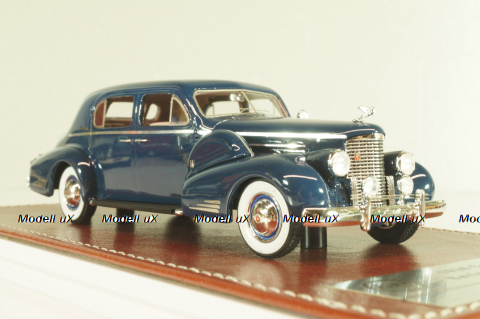 Cadillac V16 Series 90 town sedan 1938, dark blue, GIM004A, GIM 1:43