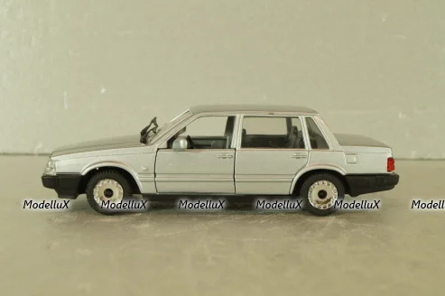 Volvo 760 GLE silver, 05308, Tonka 1:43