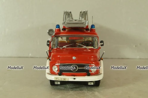 Mercedes-Benz 1113 Aerial ladder , fire brigade 1966, red, Minichamps 1:43