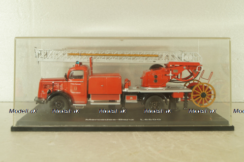 Mercedes-Benz 1113 Aerial ladder , fire brigade 1966, red, Minichamps 1:43