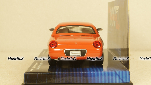 Ford Thunderbird 2003 "James Bond - Die another Day", 400082130, Minichamps 1:43