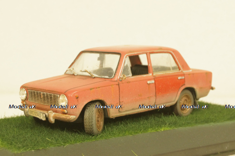 Ваз-2101 красный, Improved Models 1:43