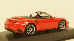 Porsche 911 (991.2) Turbo S Cabriolet 2017 red, 410067180, Minichamps 1:43 Уценка!