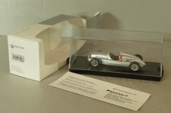 Auto Union Type D #4 1938, silcer, 5030300303, Brumm 1:43