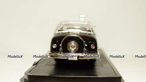 Lincoln Cosmopolitan Bubble Top 1950, Signature Models 1:24
