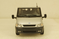 Ford Transit Bus 2000 silver, Minichamps 1:43