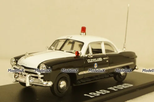 Ford 49 Cleveland Police 1949, black/white, 86635, Greenlight 1:43