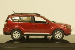 Mitsubishi Outlander  red, Vitesse 1:43