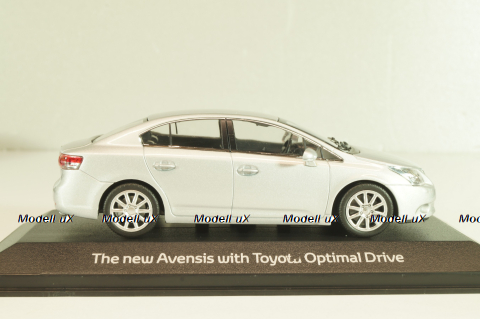 Toyota Avensis (T27) 2009, silver, Minichamps 1:43