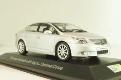 Toyota Avensis (T27) 2009, silver, Minichamps 1:43