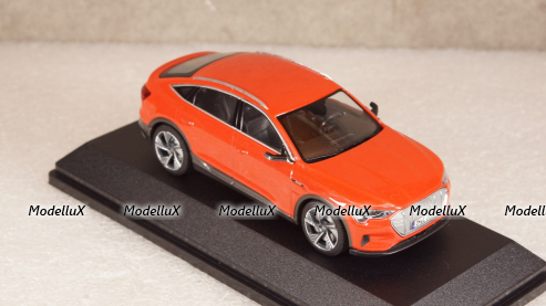 Audi E-tron Sportback Catalunya Red, IScale 1:43
