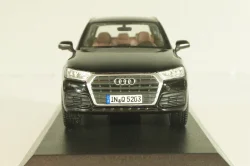 Audi Q5 (FY) 2017, black, 5011605633, Iscale 1:43 Уценка!