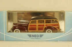 Packard 110 Deluxe Wagon 1941 darkred/black, NEO44651, Neo 1:43