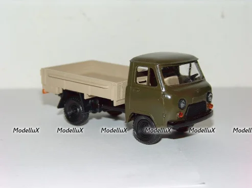 ВАЗ 2102 оранжевый, Черноморская игрушка (Одесса) 1:43