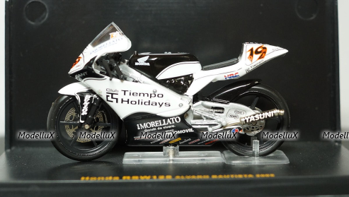 Chevrolet Kadett GSI Conversivel, white 1992, Altaya 1:43