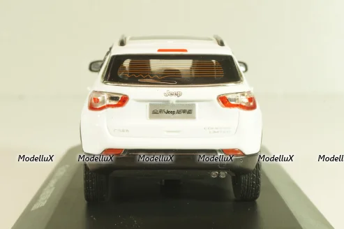 Jeep Compass 2018, white, dealer edition 1:43