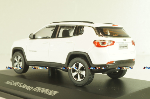 Jeep Compass 2018, white, dealer edition 1:43 Уценка!