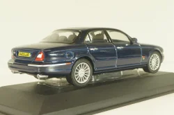 Jaguar XJR (X356) 2003, blue, 09100, Vangards 1:43