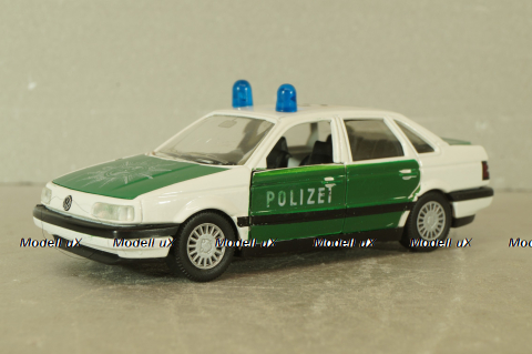 Volkswagen Passat (B3) Polizei 1988, white/green, 1015POL, Schabak 1:43