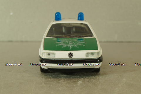 Volkswagen Passat (B3) Polizei 1988, white/green, 1015POL, Schabak 1:43