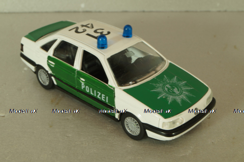 Volkswagen Passat (B3) Polizei 1988, white/green, 1015POL, Schabak 1:43