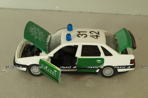 Volkswagen Passat (B3) Polizei 1988, white/green, 1015POL, Schabak 1:43