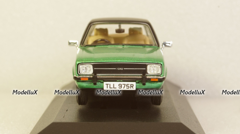 Ford Escort MkII 1.3 Ghia met.green/mattblack, Vanguards 1:43
